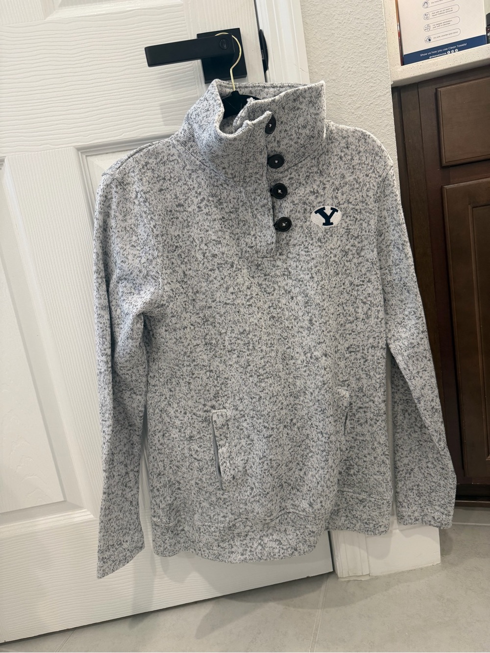 Brigham Young Cougars Women’s Pullover/Sweater